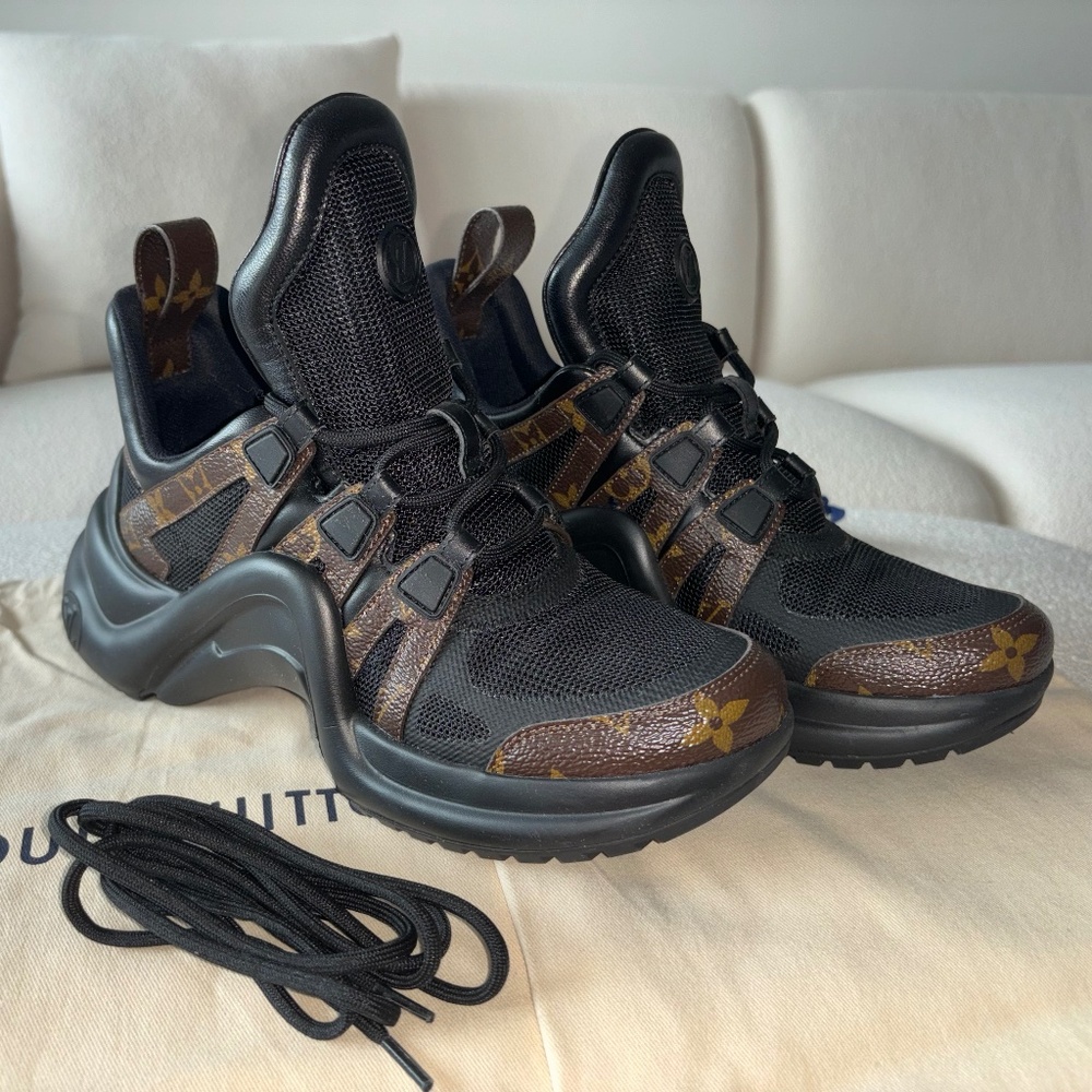 Louis Vuitton Sneakers Black/Monogram Size 36 1/2 - Picture 2 of 9